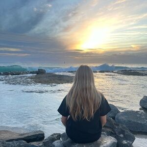 Meet your Posher, Hayley